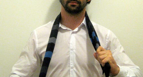 how_to_tie_a_scarf1
