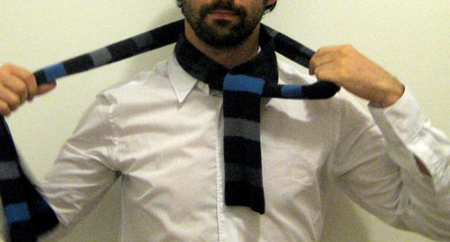 how_to_tie_a_scarf3