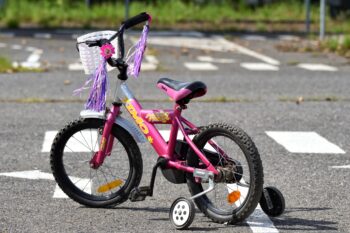 bike with training wheels
